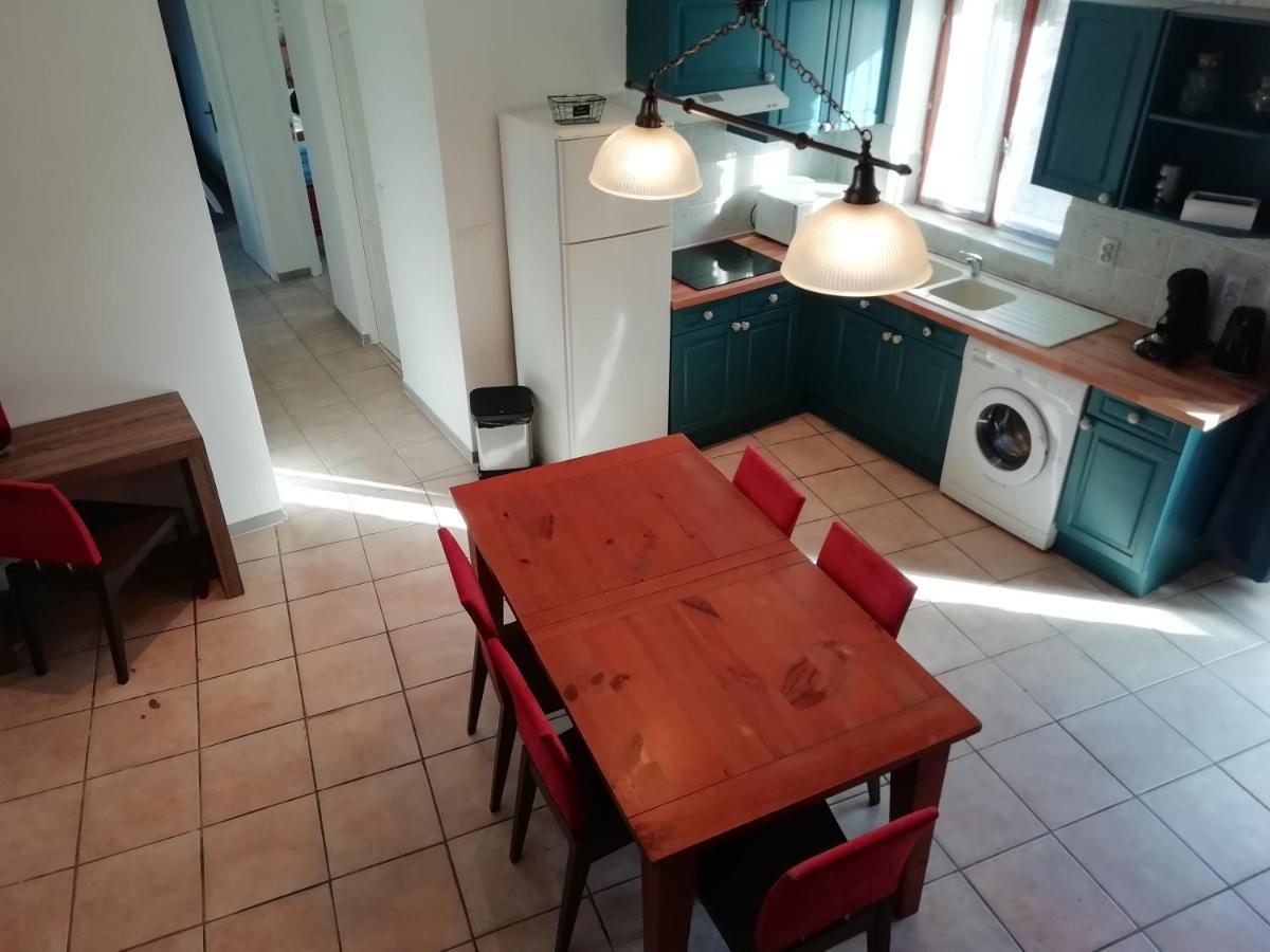 Les Gites Du Petit Marcel Soudan  Exterior foto